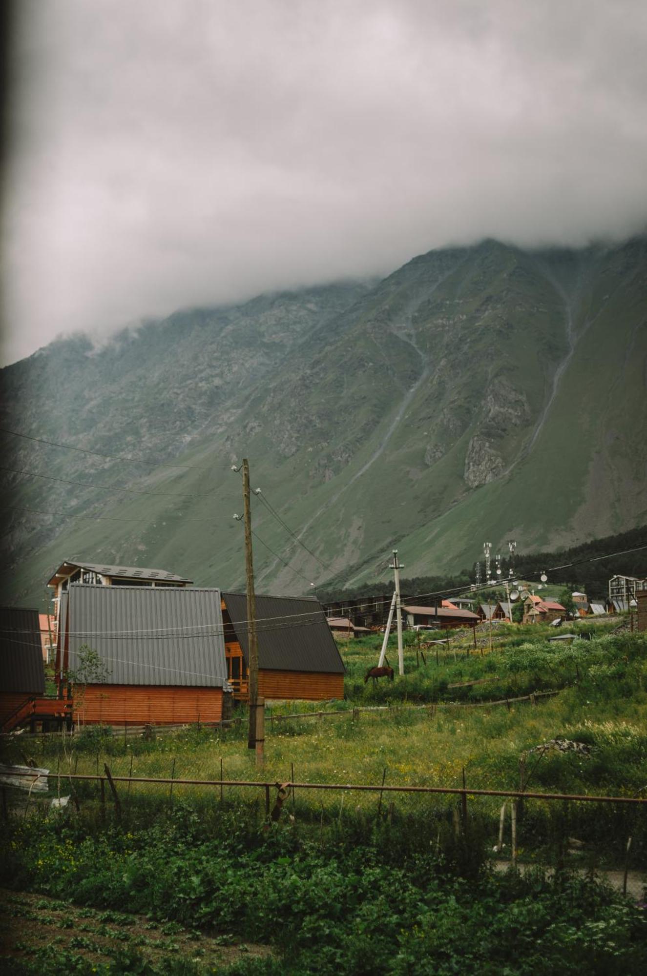 Hotel Arte Kazbegi Exterior foto