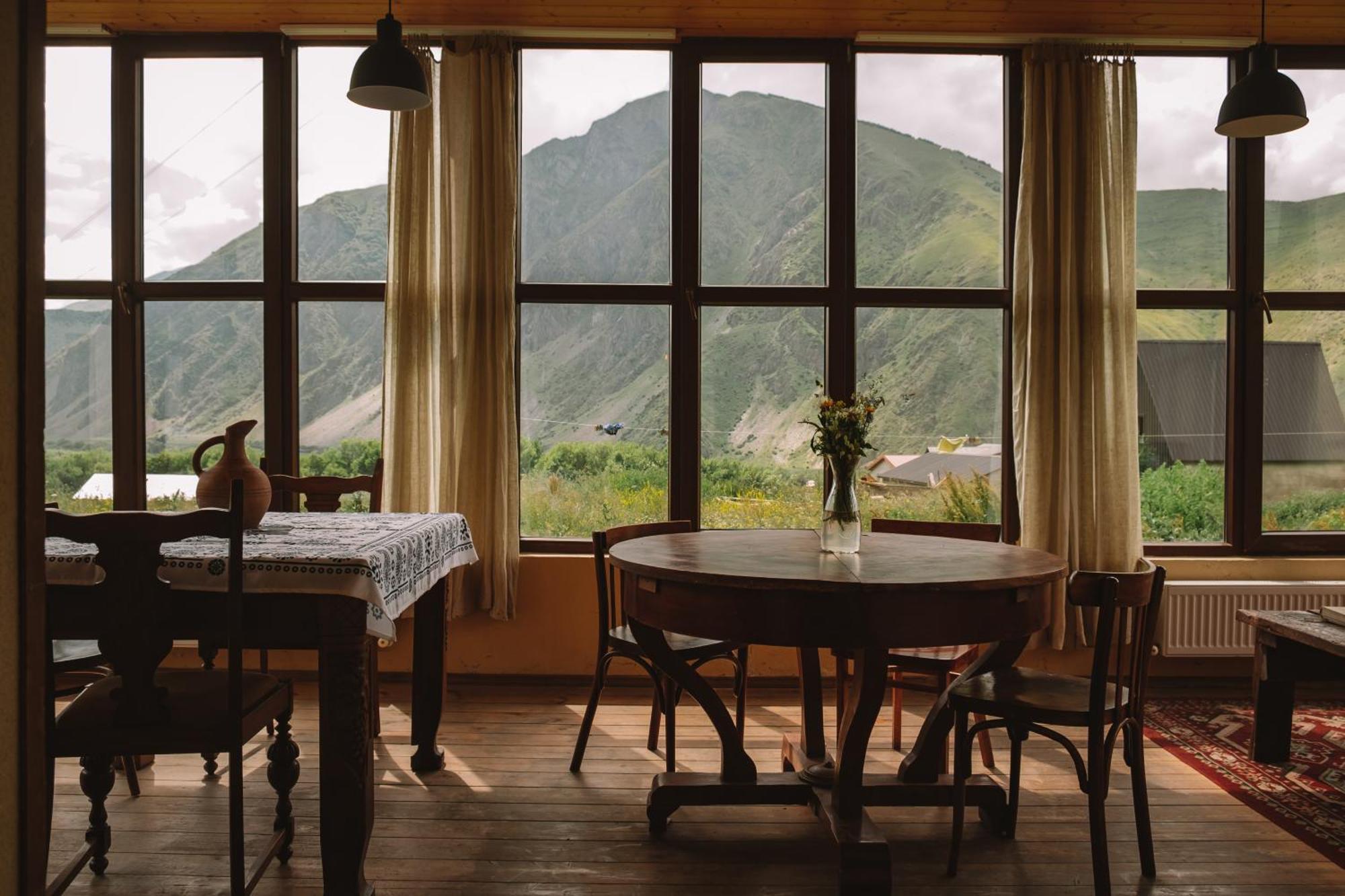 Hotel Arte Kazbegi Exterior foto